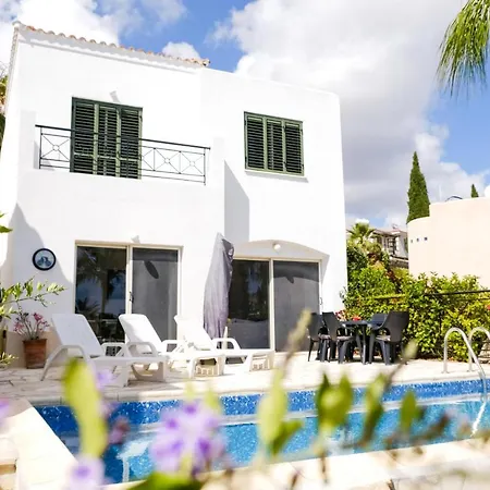 Marshall Paphos